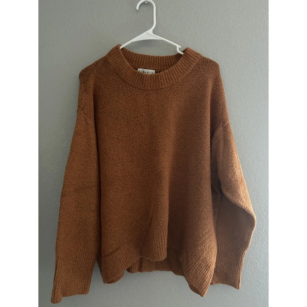 AVA and VIV sweater - Picture 1 of 3